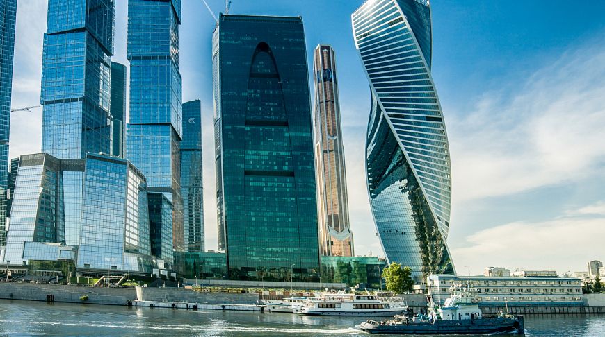 Коммерческая недвижимость Москвы и Санкт-Петербурга: во что инвестировать выгодно?