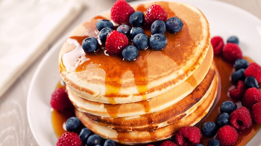 Пышные американские панкейки рецепт – Американская кухня: Завтраки. «Еда»