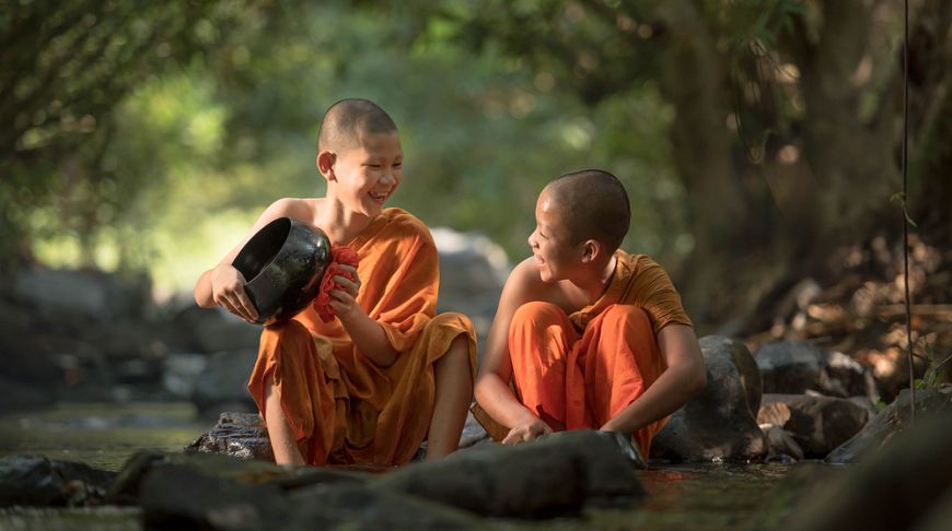 Жизнь детей-монахов в Таиланде