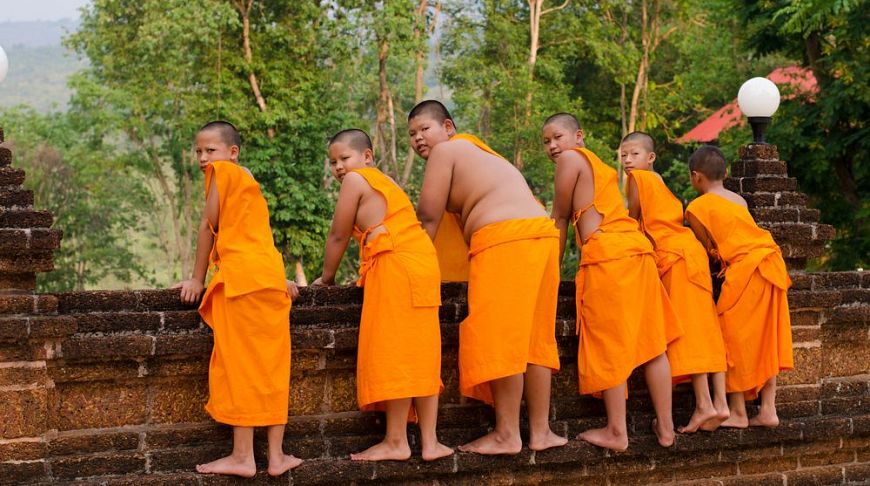 Дети-монахи