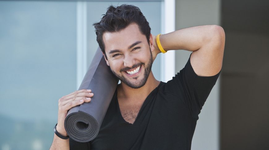 Внимание, горячо! 10 парней, которые доказывают: йога — для настоящих мужчин