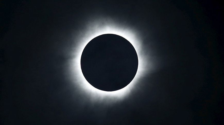 Завораживающие фото солнечного затмения в Азии