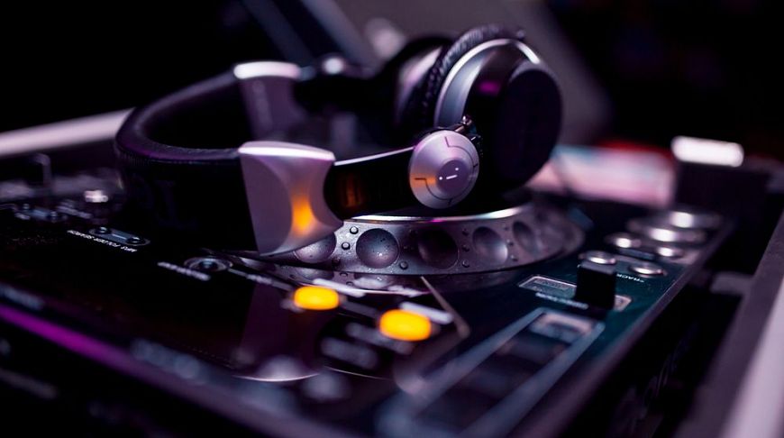 DJ Bens в ночном клубе Seduction