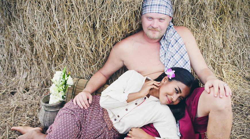 Барышня-крестьянка: история свадебной фотосессии жительницы Исана и бизнесмена из Дании