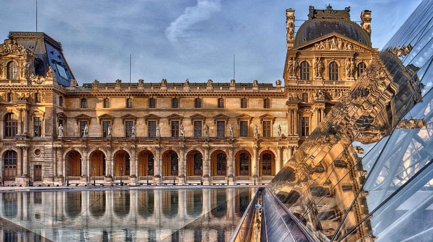 Главная сокровищница Парижа: 10 интересных фактов о Лувре