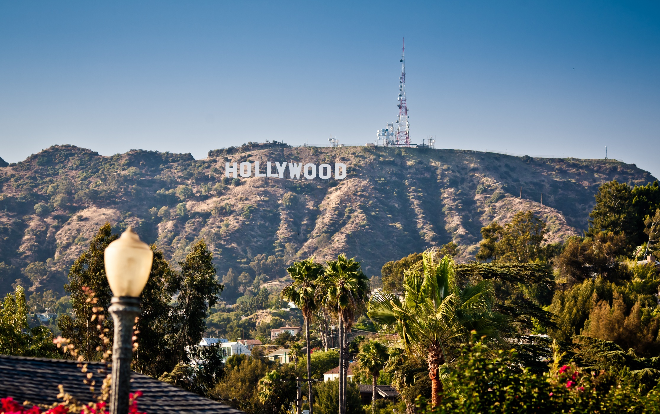 Голливуд это город. Лос Анджелес Голливуд. Лос Анджелес голливудские холмы. Гора Голливуд в Лос Анджелесе. Лос Анджелес достопримечательности Голливуд.