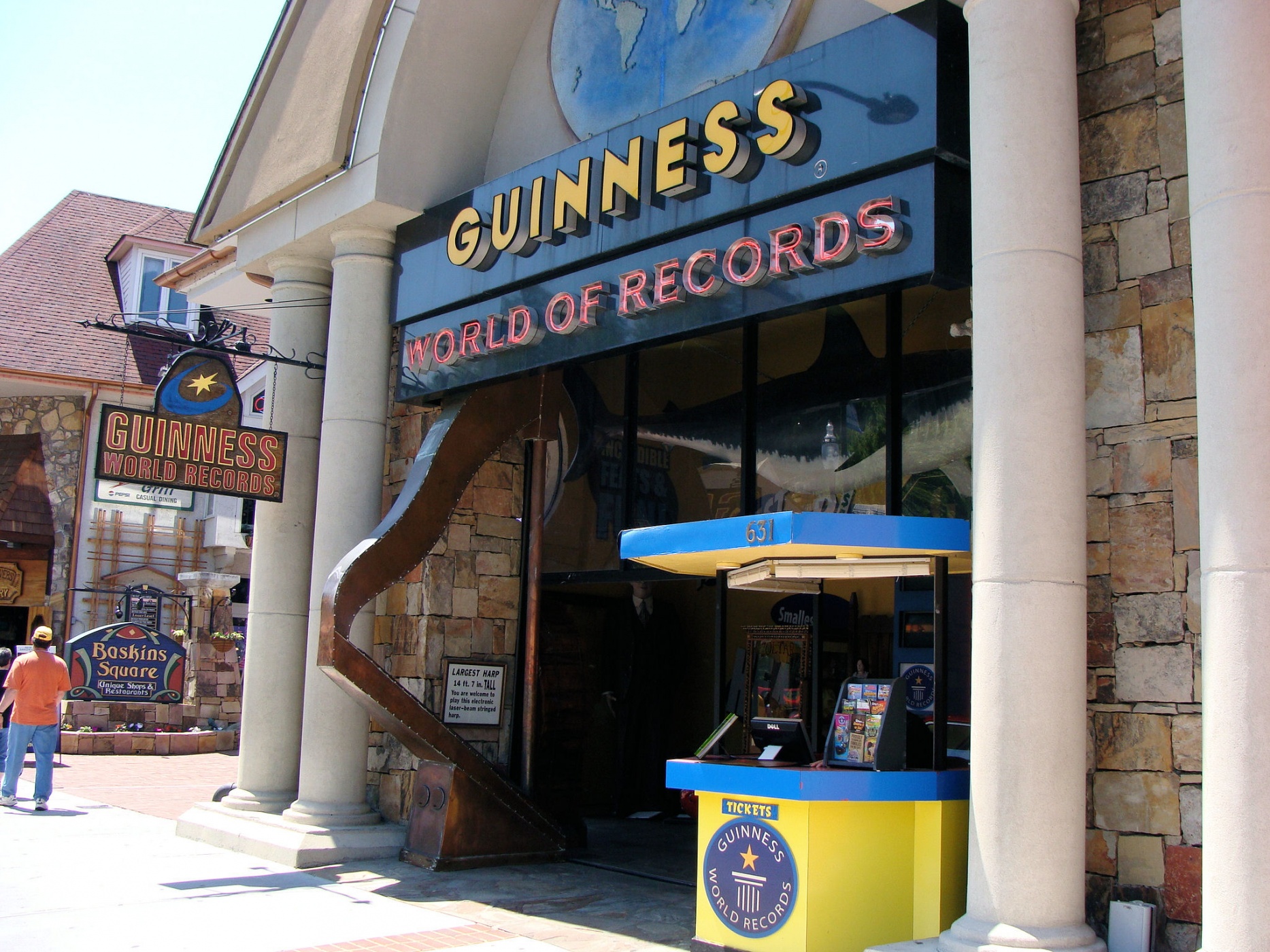 Музей рекордов Гиннесса (Guinness World of Records Museum) в Лос-Анджелесе